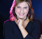 Cássia Farah - Mestre de Cerimônias 